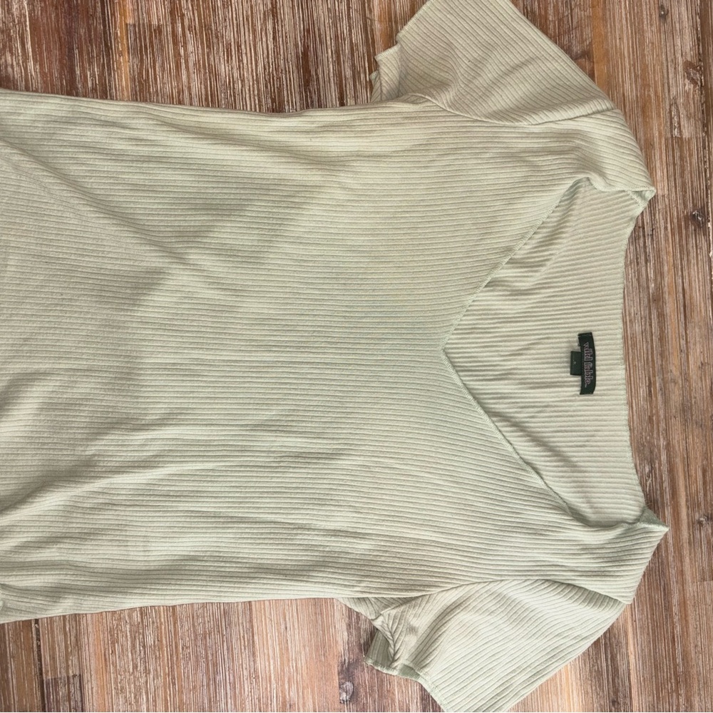 Women's Ribbed V-Neck Top
